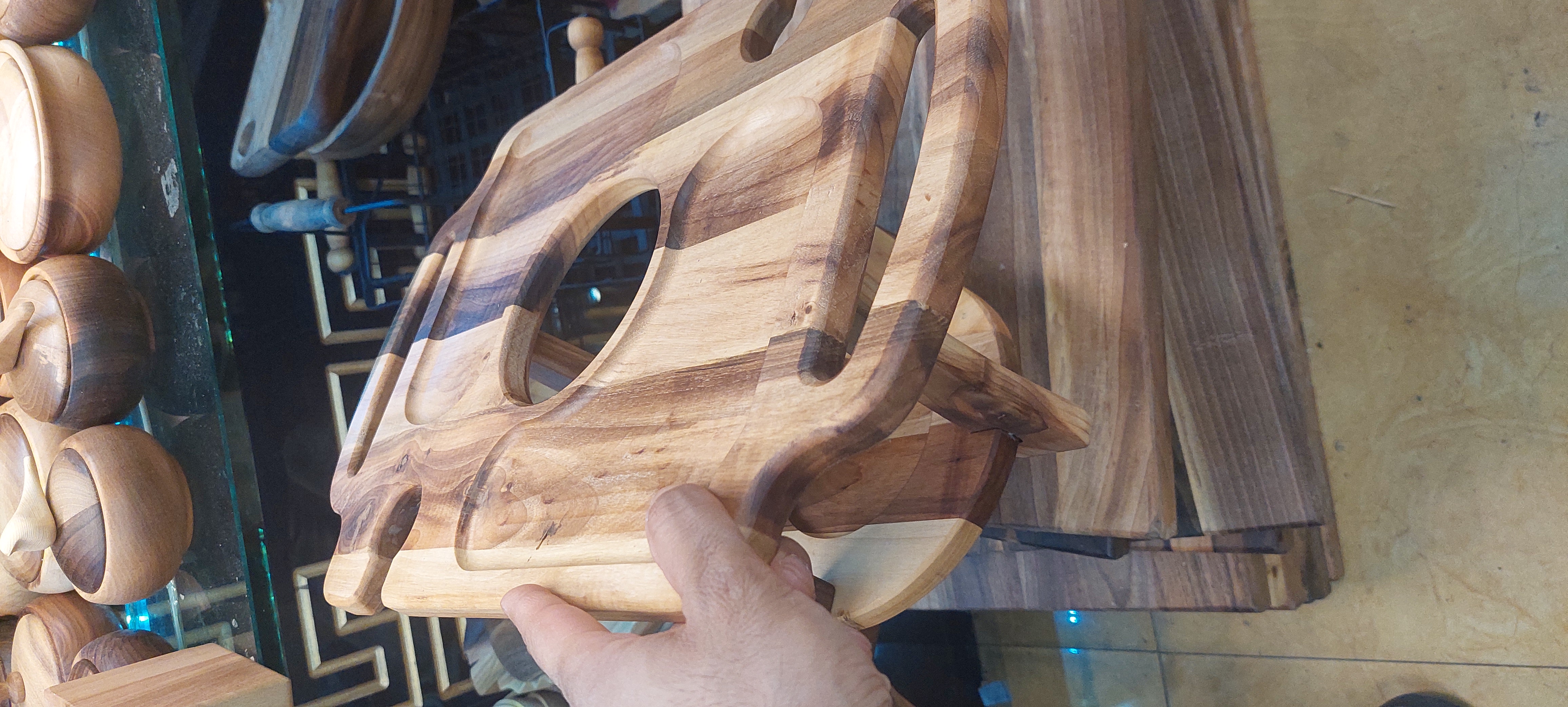 سینی مزه پایه دار